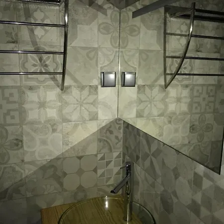 Wood Steel & Glass * Marinha Grande