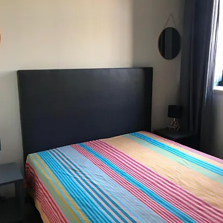 Hostal Wood Steel & Glass Marinha Grande
