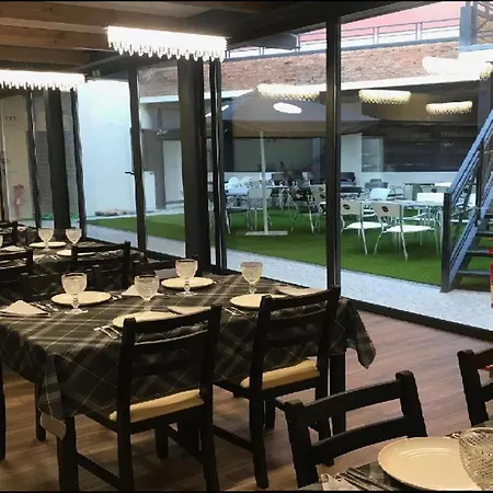 Hostel Wood Steel & Glass Marinha Grande
