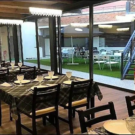 Wood Steel & Glass Albergue